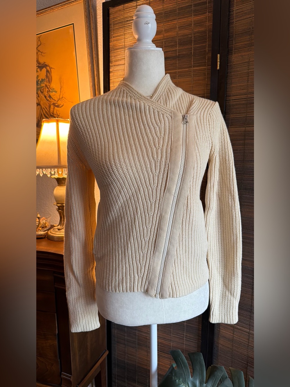 Athleta Women’s XXS 100% Merino Wool Cream Asymmetrical Zip Cardigan Sweater